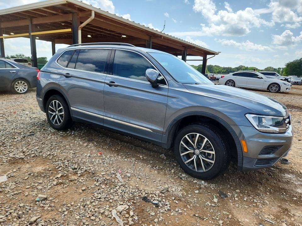 2018 VOLKSWAGEN TIGUAN SE 4