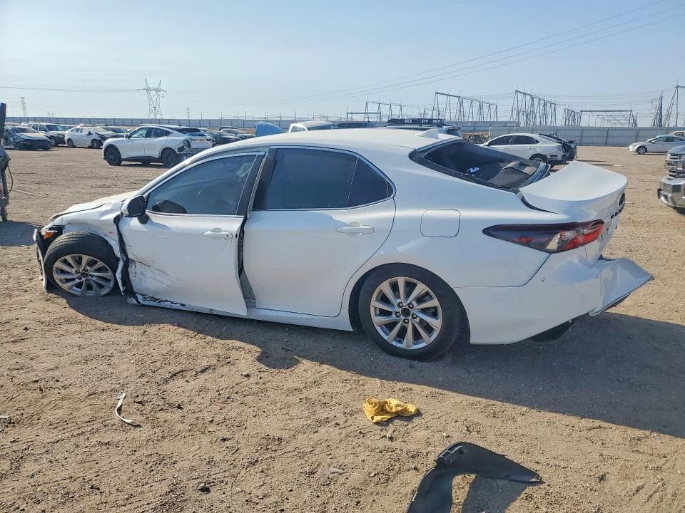 2024 TOYOTA CAMRY LE 2