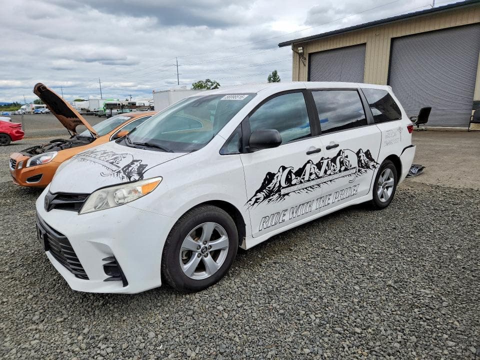2018 TOYOTA SIENNA L - 1