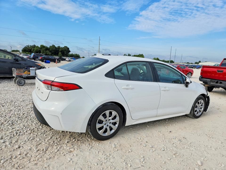 2023 TOYOTA COROLLA LE 3