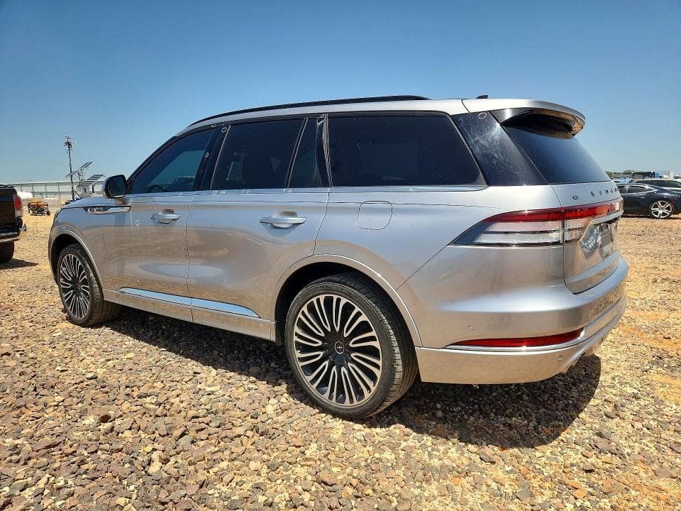 2020 LINCOLN AVIATOR 2