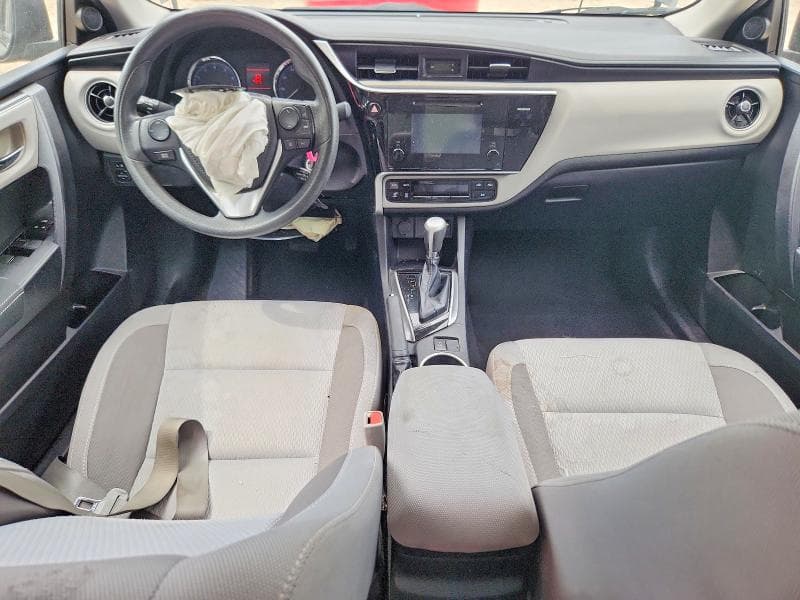 2017 TOYOTA COROLLA LE 8