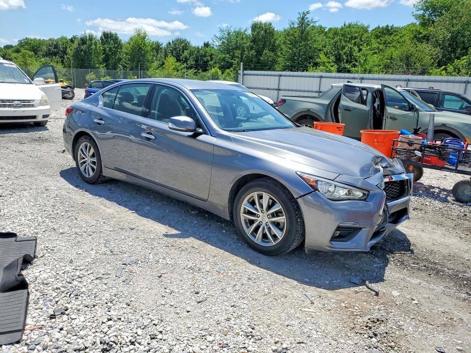 2018 INFINITI Q50 2.0T PURE 4