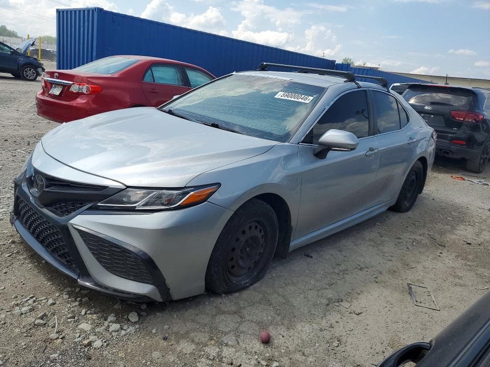 2018 TOYOTA CAMRY SE SE - 1