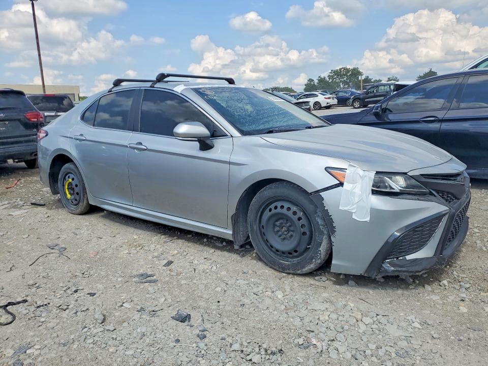 2018 TOYOTA CAMRY SE SE 4