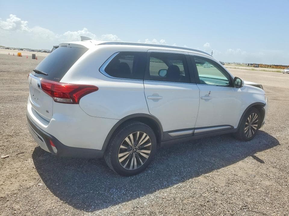 2020 MITSUBISHI OUTLANDER SE 3