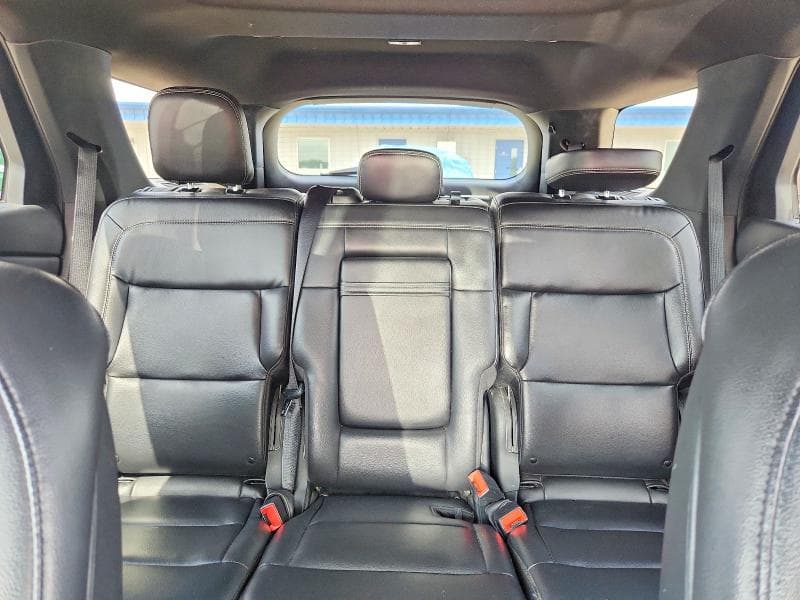 2020 FORD EXPLORER XLT 10