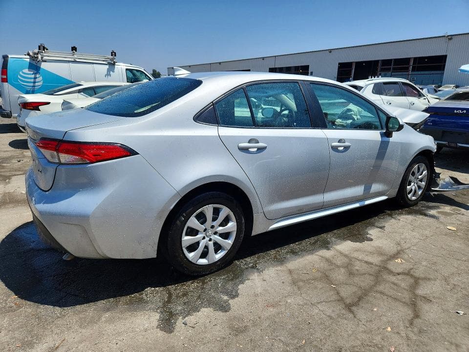 2023 TOYOTA COROLLA LE 3