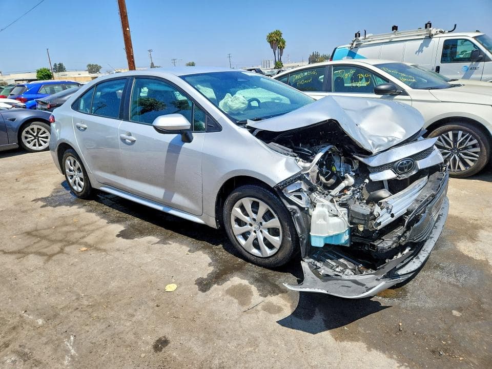 2023 TOYOTA COROLLA LE 4