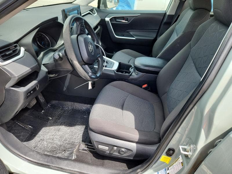 2022 TOYOTA RAV4 XLE 7