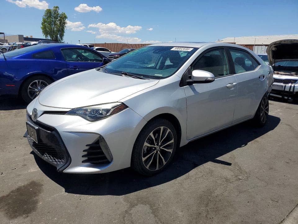 2017 TOYOTA COROLLA SE 1