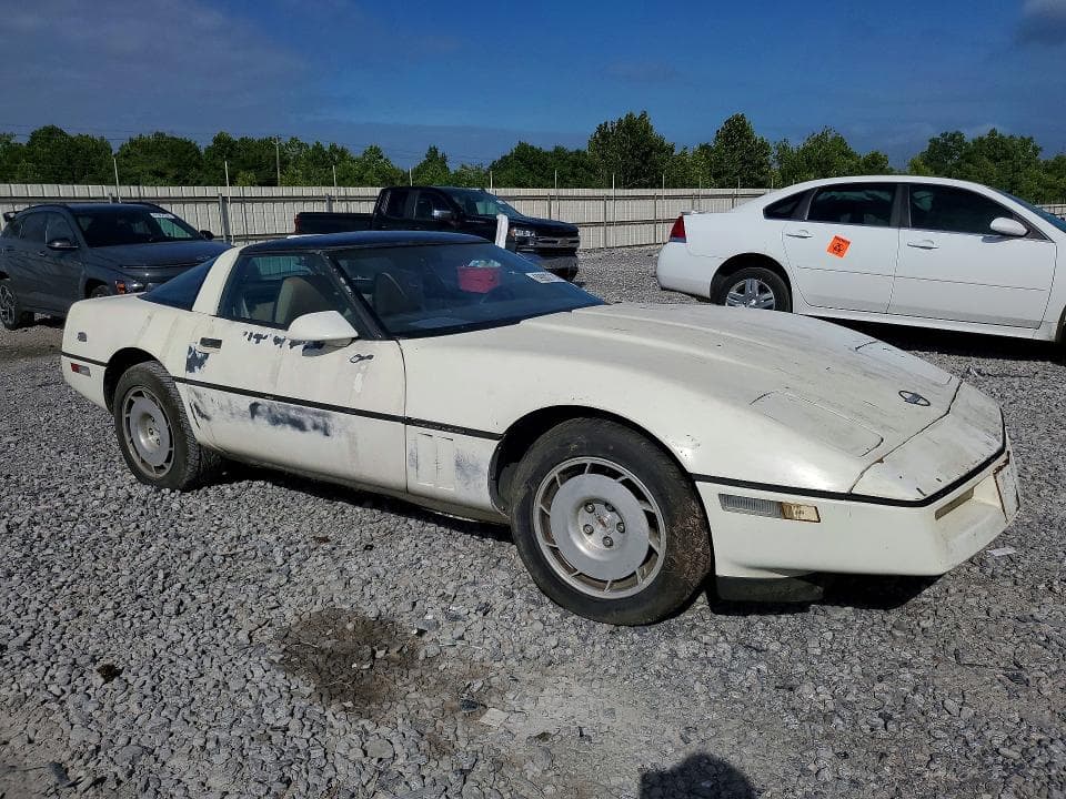 1985 CHEVROLET CORVETTE 4