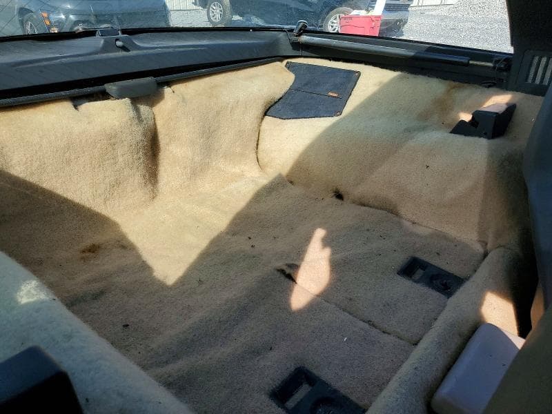 1985 CHEVROLET CORVETTE 10