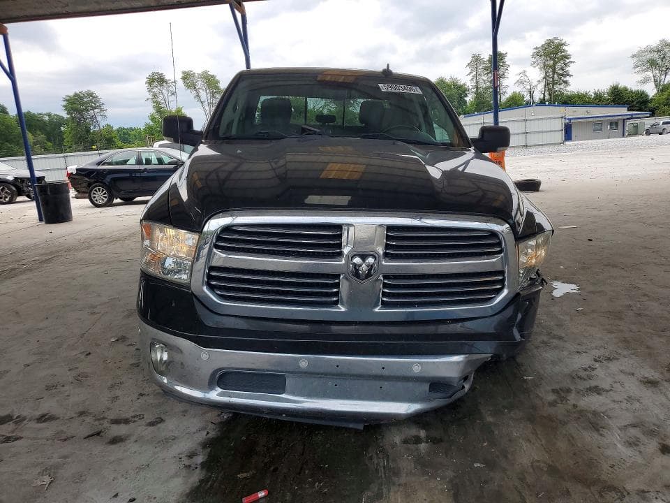 2017 RAM 1500 SLT SLT 5