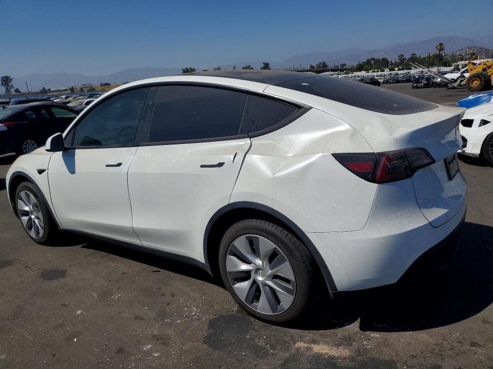 2023 TESLA MODEL Y 2