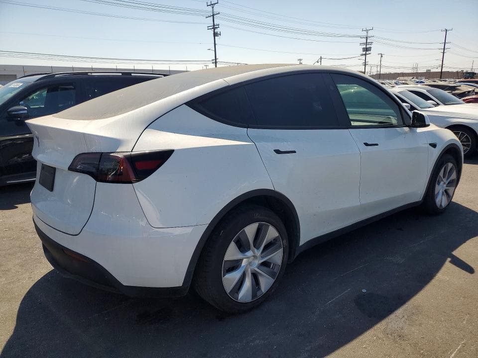 2023 TESLA MODEL Y 3