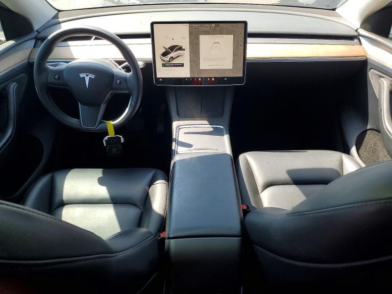 2023 TESLA MODEL Y 8