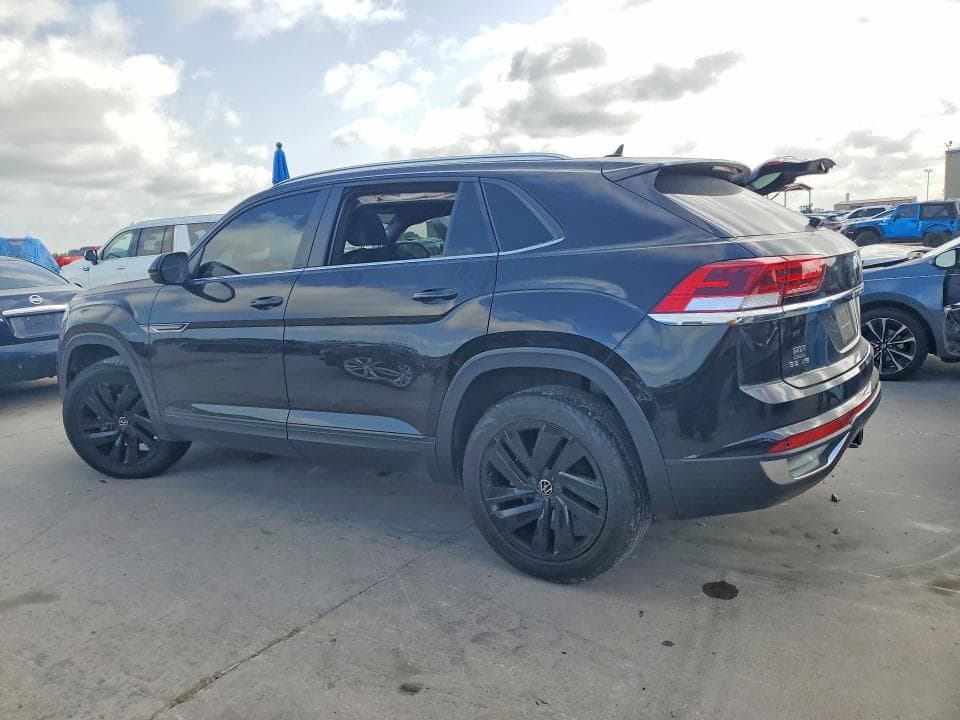 2022 VOLKSWAGEN ATLAS CROSS SPORT SE 2