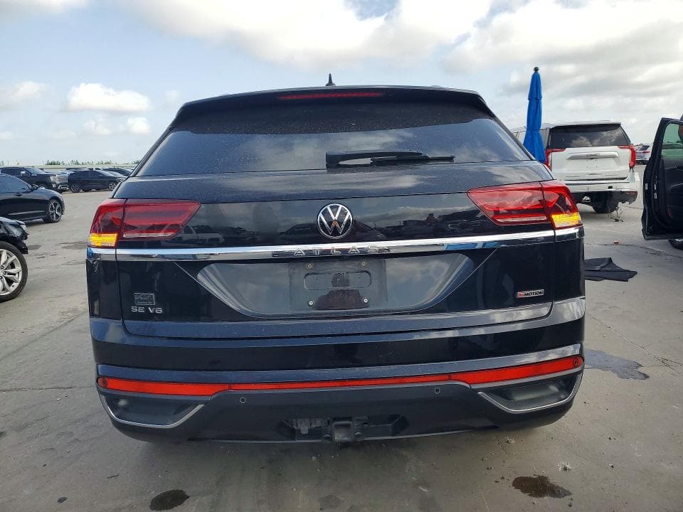 2022 VOLKSWAGEN ATLAS CROSS SPORT SE 6