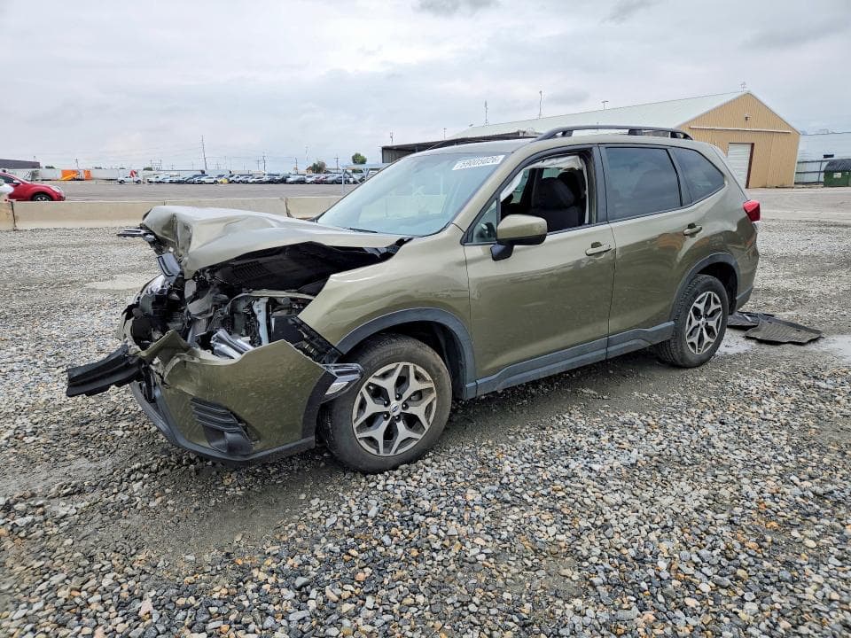 2024 SUBARU FORESTER PREMIUM - 1
