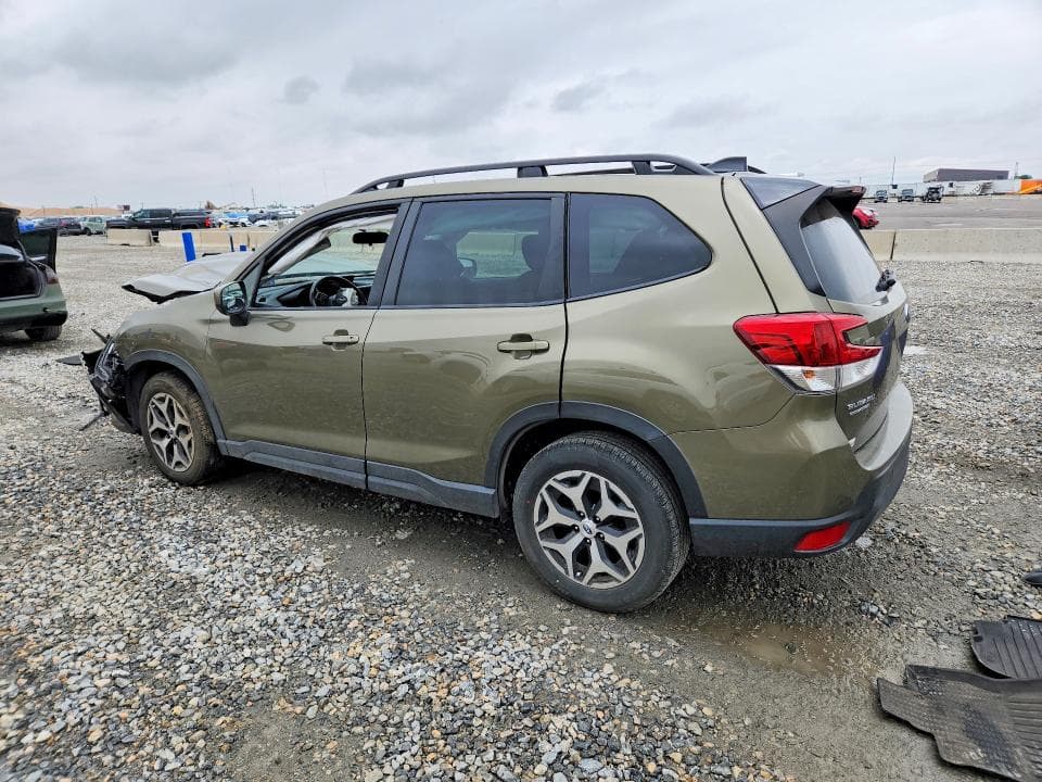 2024 SUBARU FORESTER PREMIUM 2