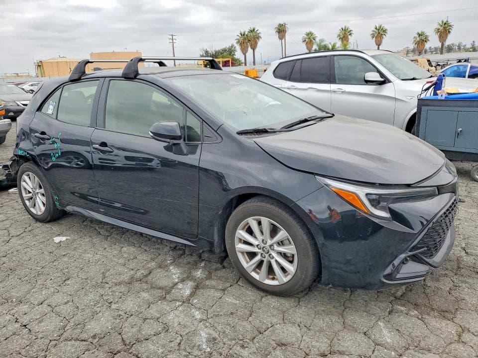 2023 TOYOTA COROLLA HATCHBACK SE 4