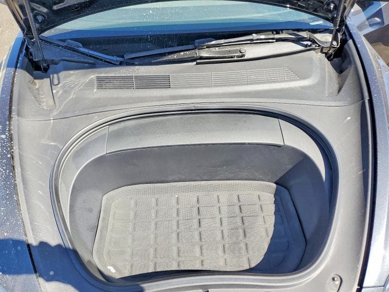2024 TESLA MODEL 3 11