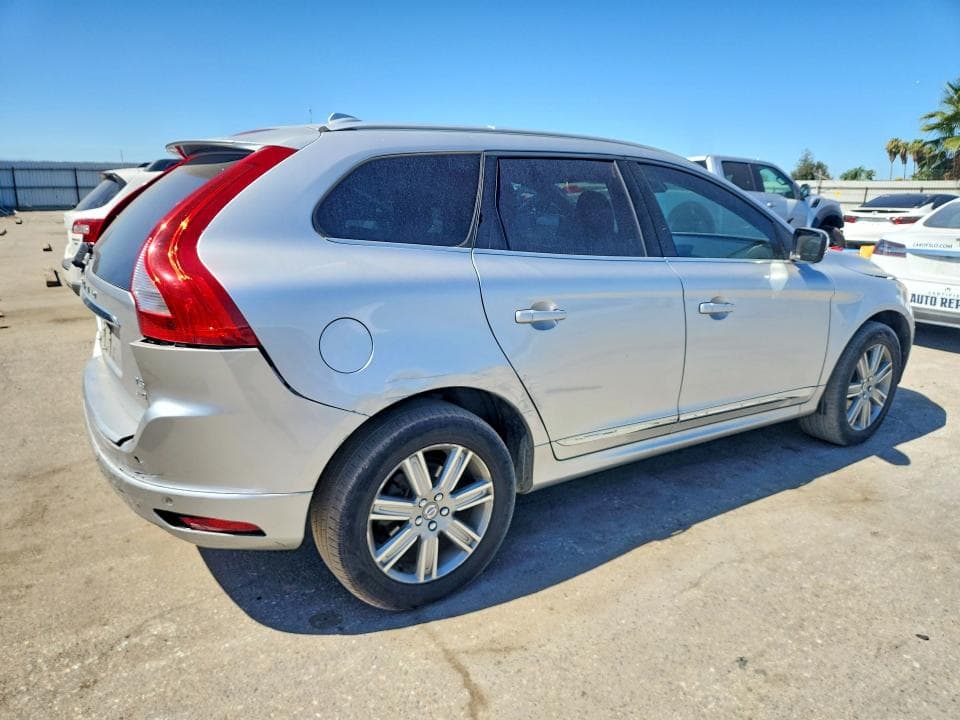 2017 VOLVO XC60 T5 INSCRIPTION T5 INSCRIPTION 4