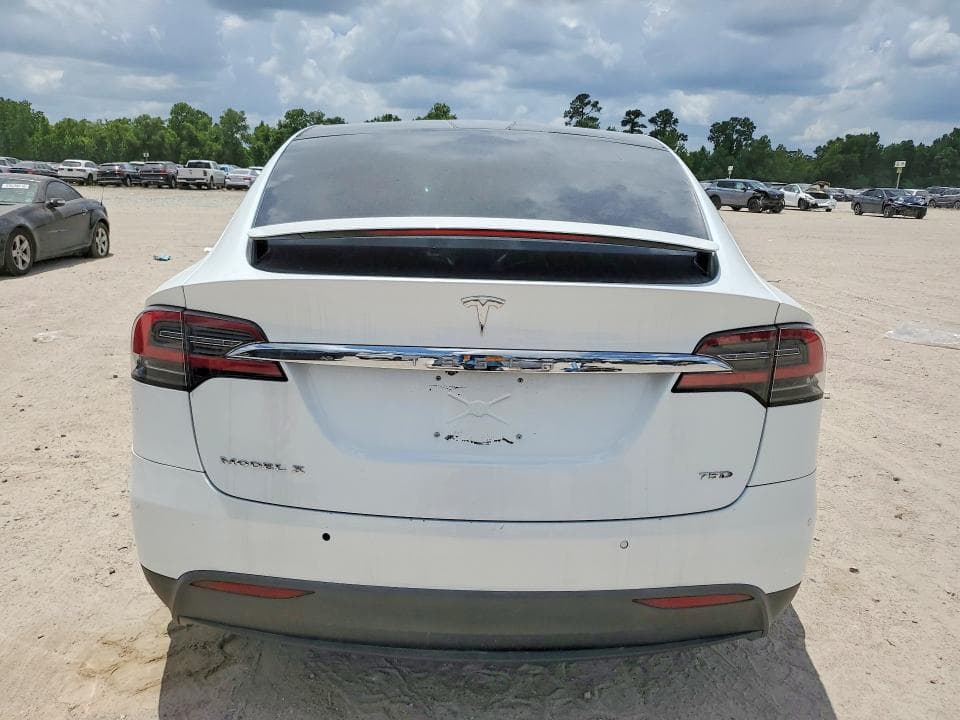 2017 TESLA MODEL X 6