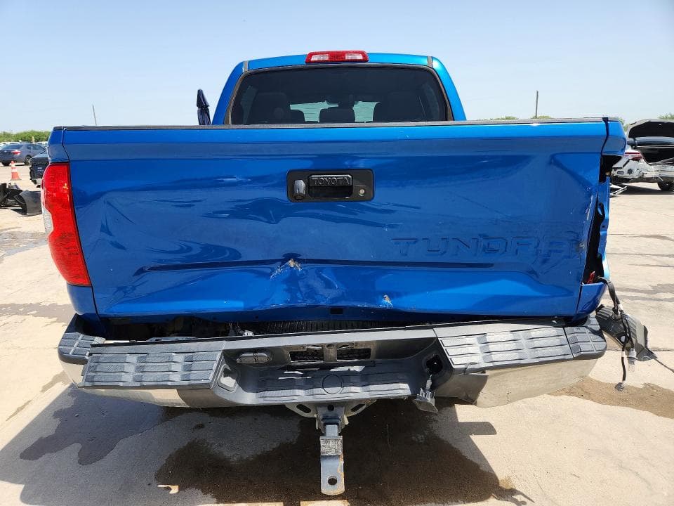 2018 TOYOTA TUNDRA CREWMAX SR5 6