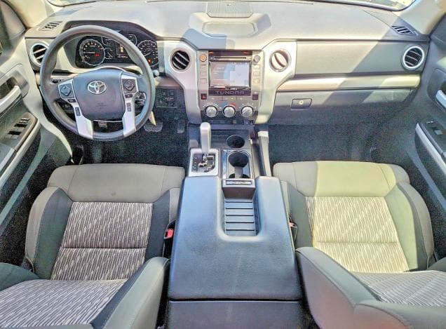 2018 TOYOTA TUNDRA CREWMAX SR5 8
