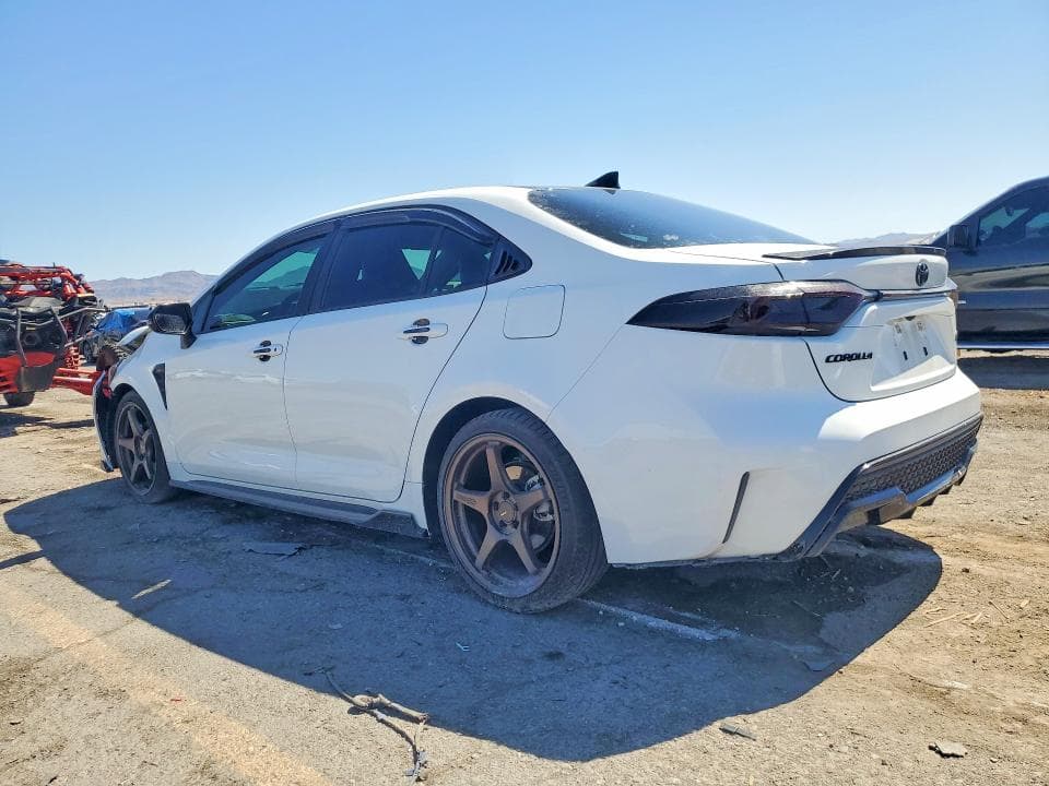 2021 TOYOTA COROLLA XSE 2