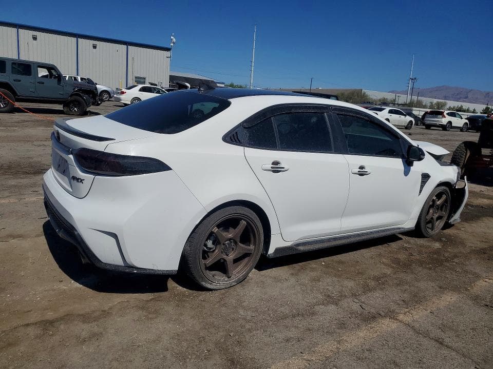 2021 TOYOTA COROLLA XSE 3