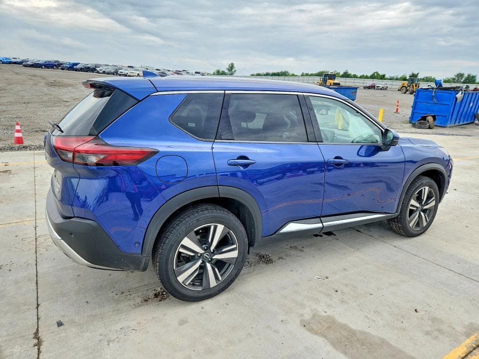 2023 NISSAN ROGUE PLATINUM 3