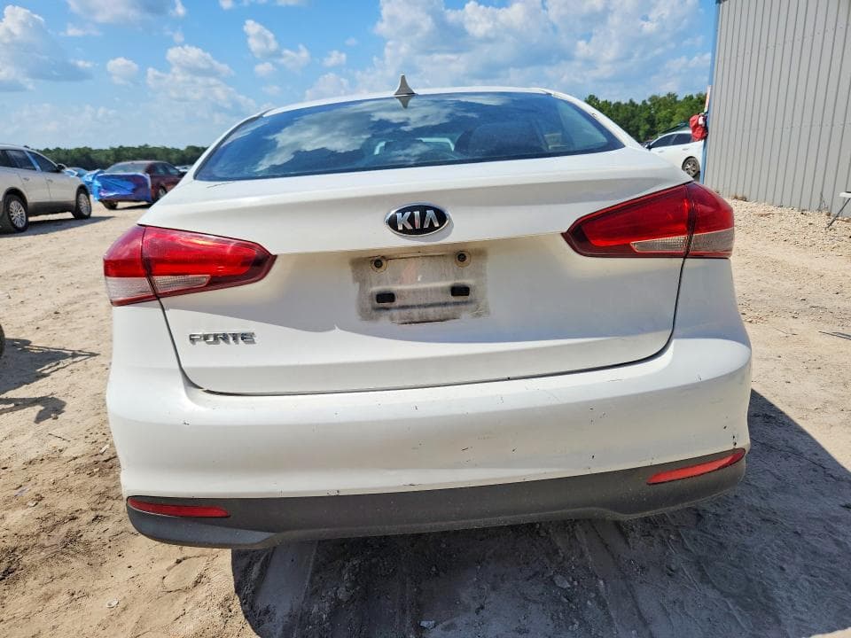 2018 KIA FORTE LX 6
