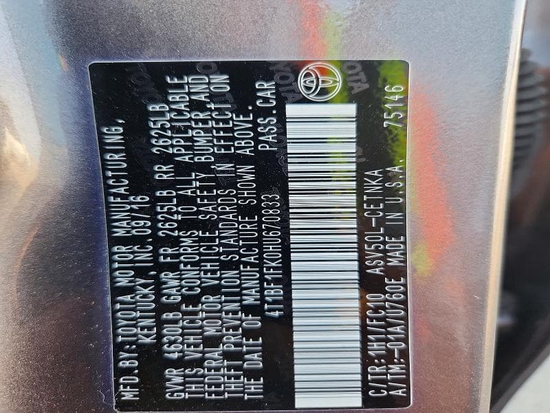 2017 TOYOTA CAMRY LE 12