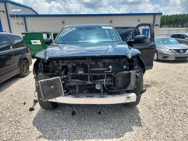 2023 TOYOTA TUNDRA PLATINUM HV PLATINUM HV 5