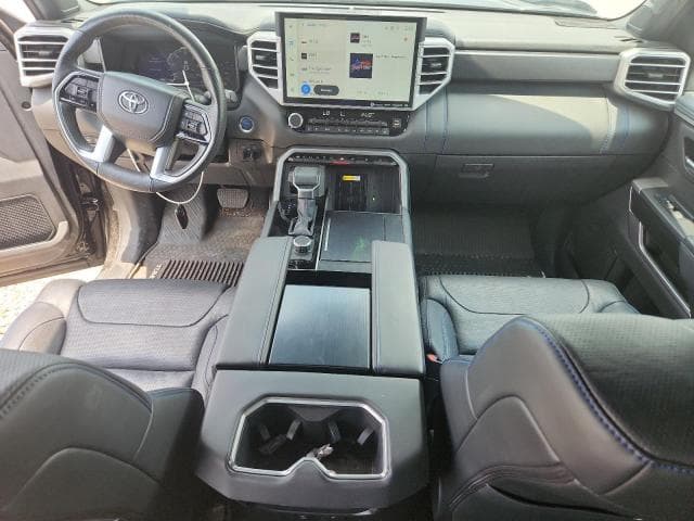2023 TOYOTA TUNDRA PLATINUM HV PLATINUM HV 8