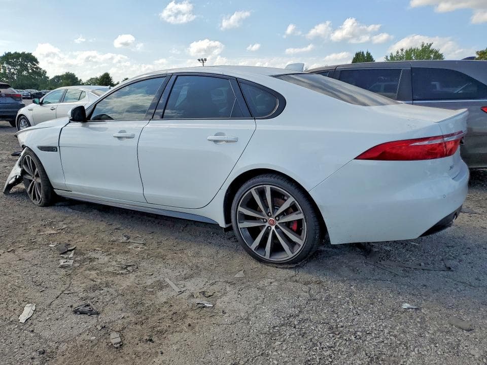 2017 JAGUAR XF S S 3