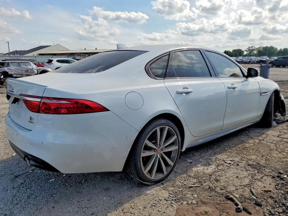 2017 JAGUAR XF S S 4