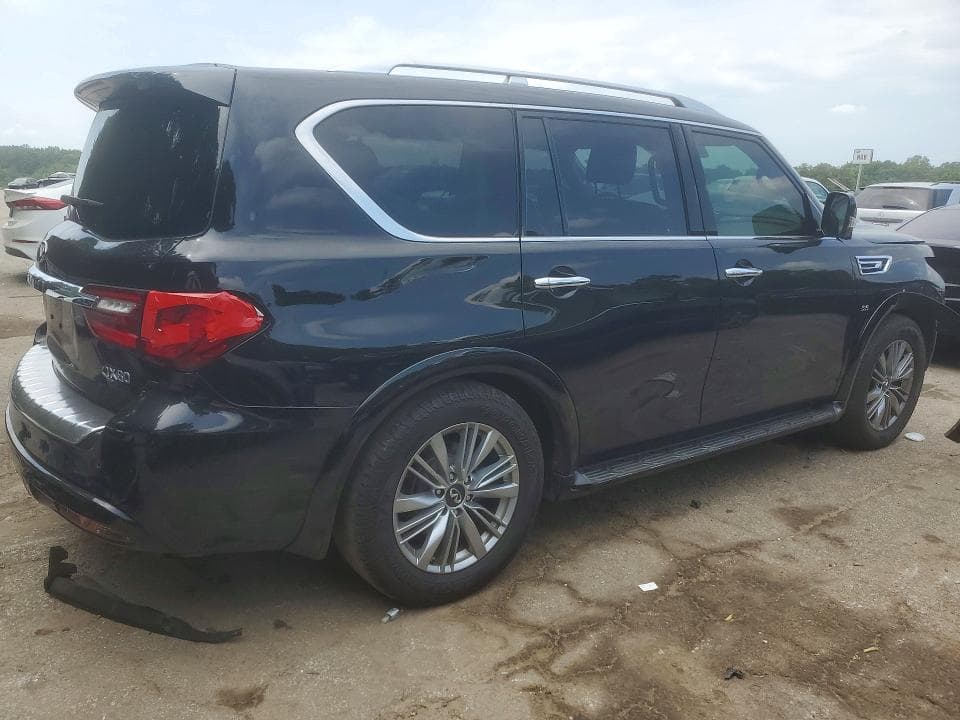 2019 INFINITI QX80 LUXE 3