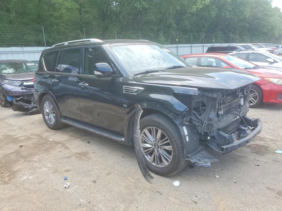 2019 INFINITI QX80 LUXE 4