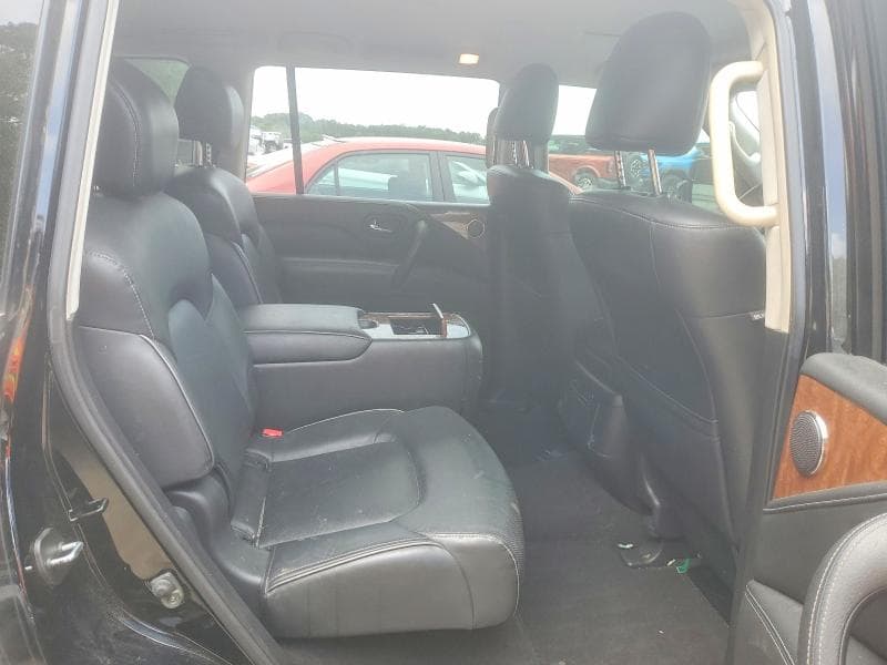 2019 INFINITI QX80 LUXE 10