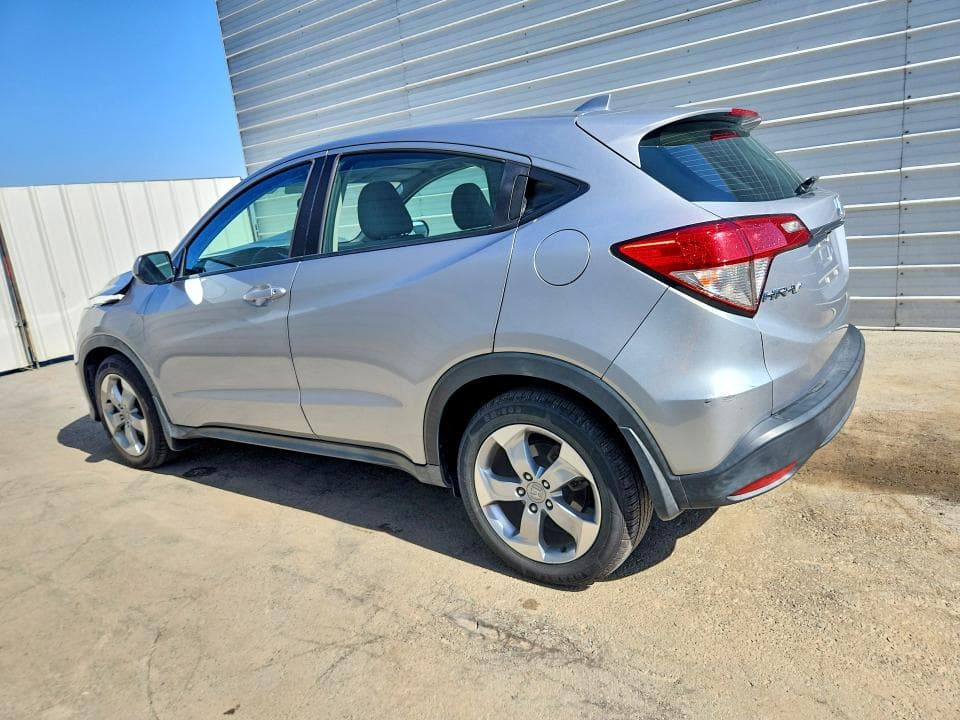 2019 HONDA HR-V LX 2