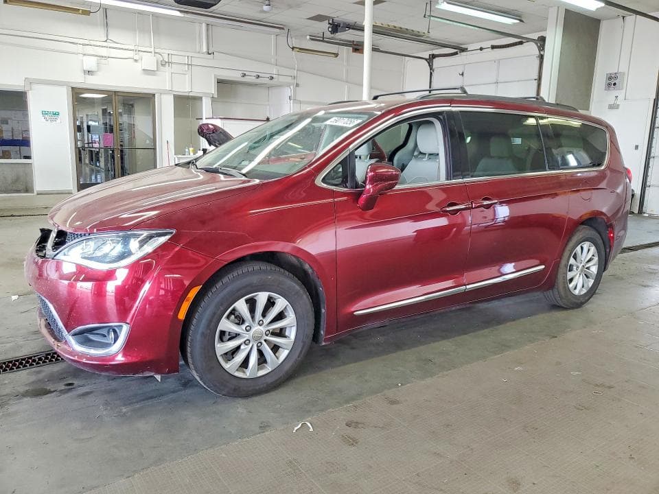 2017 CHRYSLER PACIFICA TOURING L - 1