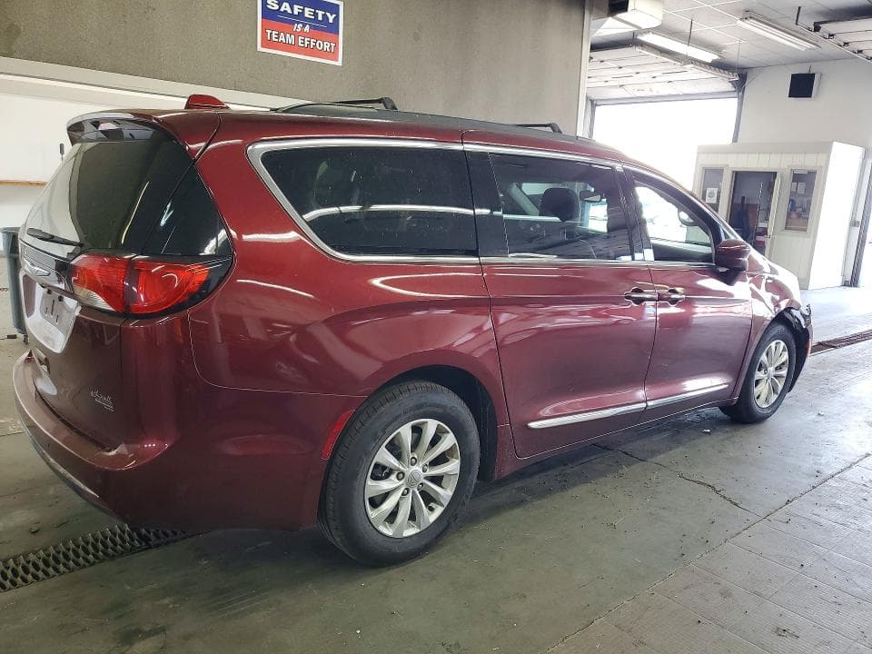 2017 CHRYSLER PACIFICA TOURING L 3