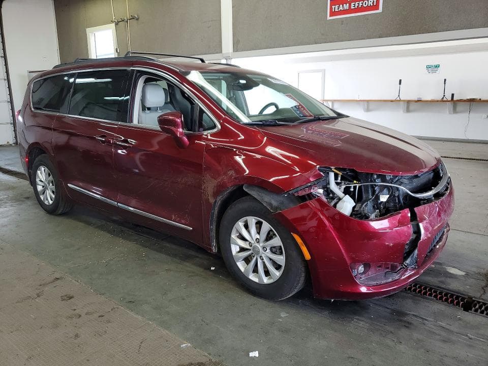 2017 CHRYSLER PACIFICA TOURING L 4