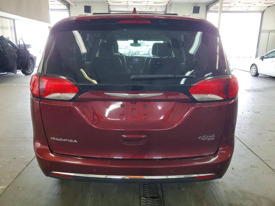 2017 CHRYSLER PACIFICA TOURING L 6