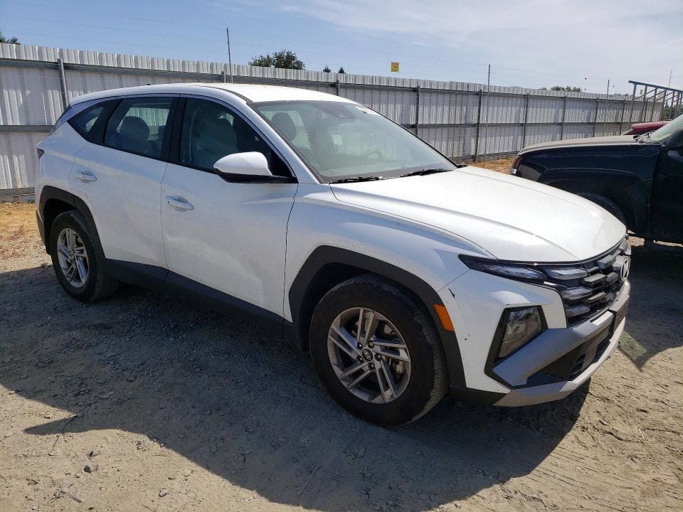 2025 HYUNDAI TUCSON SE 4