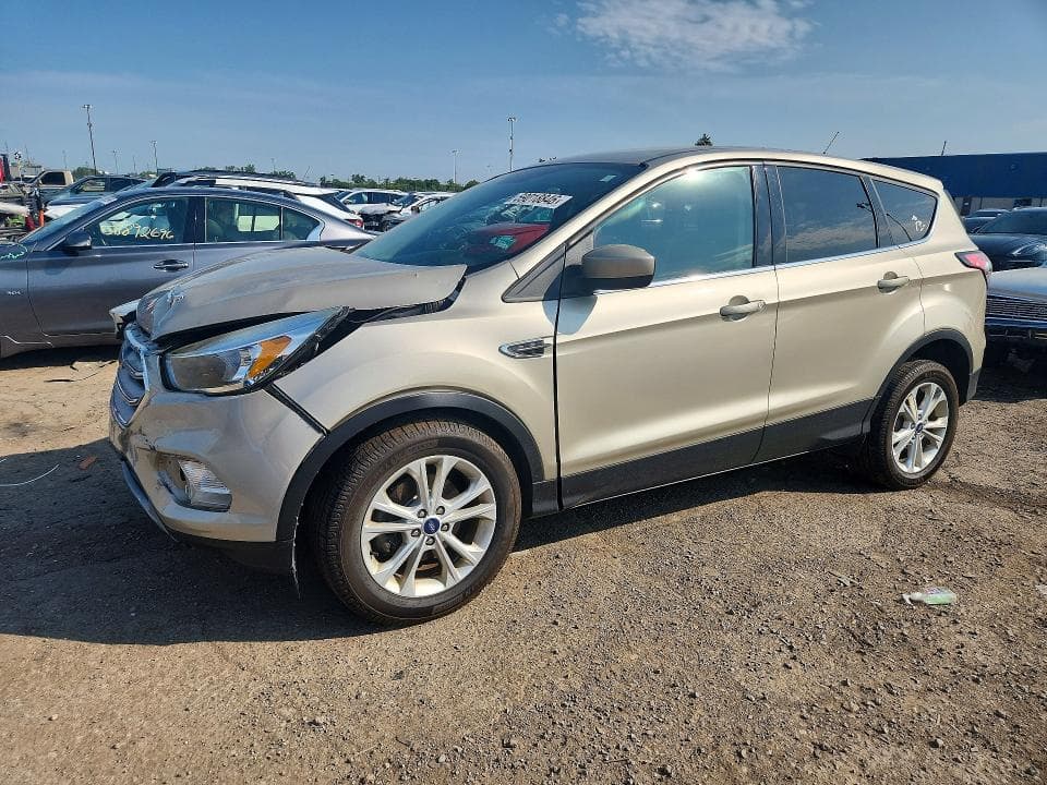 2017 FORD ESCAPE SE - 1